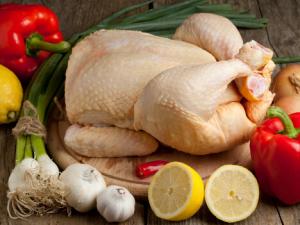 小時候多吃雞肉能降低以后患結腸癌的風險