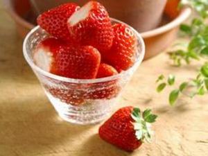 怎么正確洗草莓？如何洗掉蔬果上的保鮮劑？