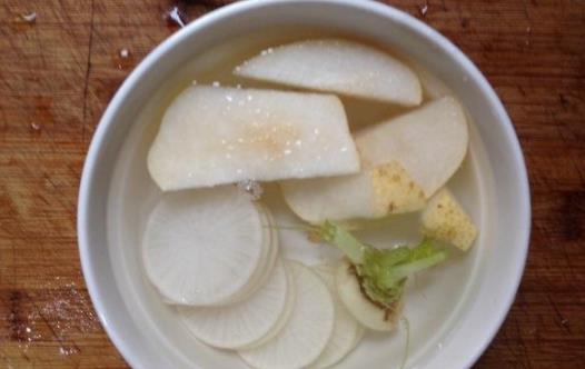 白蘿卜煮水能天天喝嗎 白蘿卜煮水喝能緩解便秘嗎