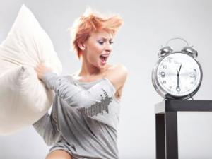 養生警惕：被鬧鐘叫醒成健康殺手