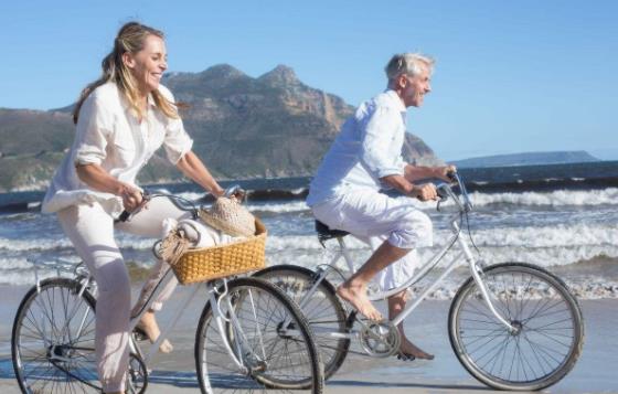 騎自行車鍛煉身體的好處,長期騎車和開車的臀部對比照