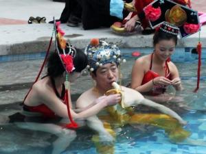 河南溫泉會所開業 山西男子花十萬享受帝王頭湯