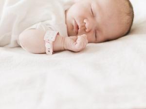 嬰兒枕頭裝什么好？嬰兒枕頭怎么選？