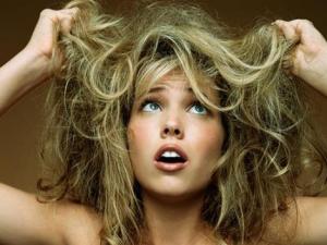 如何應對護理不當所致脫發？脫發怎么辦