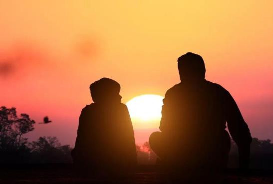 嬰兒拉肚子可以喝奶粉嗎?嬰兒拉肚子要停輔食嗎?