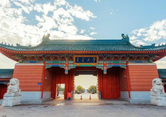 中國十大名牌大學排名,清華大學、北京大學培養出許多優秀人士