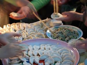 如何快速包餃子?包餃子的小竅門(mén)