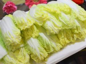 辨別真假娃娃菜的方法-娃娃菜和大白菜的區別