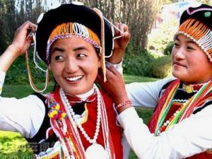 怒族有什么風(fēng)俗習(xí)慣？少數(shù)民族怒族的來歷習(xí)俗