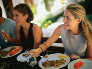 飲食壞習(xí)慣：盤(pán)點(diǎn)13個(gè)吃飯壞習(xí)慣會(huì)致命