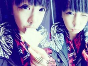 網絡紅人張依依資料，張依依素顏對比扒皮圖片