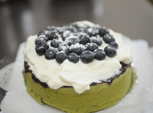 酸奶蛋糕的做法-酸奶蛋糕的營(yíng)養(yǎng)價(jià)值