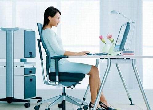 眼皮跳是什么原因？“左眼跳財，右眼跳災”是真是假