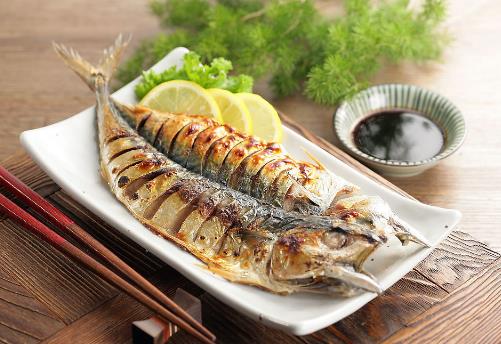 怎樣煎魚不粘鍋？煎魚怎么做好吃