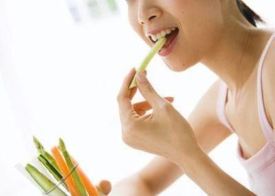 夏季皮膚長(zhǎng)痘怎么辦？揭秘5步驟控油爽膚全攻略