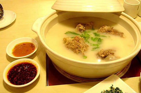 孕婦可以喝豬的骨頭湯嗎?骨頭湯做法