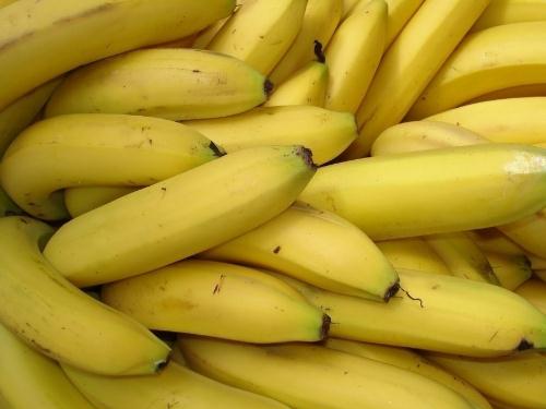 睡覺前吃什么食物既不胖又能睡得香？睡前喝牛奶好嗎