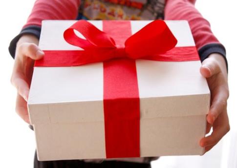 送禮說話技巧：過年給領(lǐng)導老師送禮說話技巧