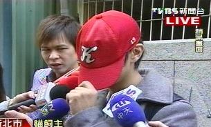 男子微波爐虐貓手段發(fā)指,小貓被蒸15分鐘半熟而死,圖為貓咪主人