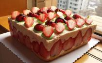 草莓的營養(yǎng) 草莓奶酪醬怎么制作？