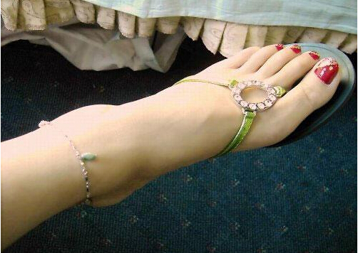 腳指甲凹凸不平的危害-如何預防腳指甲凹凸不平