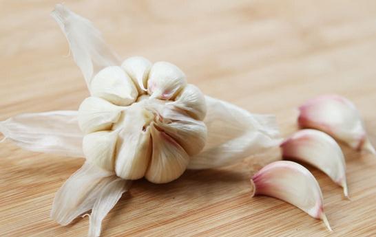 吃蒜有什么講究?吃肉要吃蒜嗎?