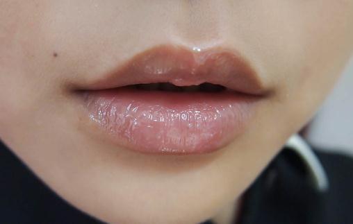 唇蜜可以吃嗎？唇蜜的兩種成分很危險(xiǎn)！