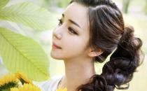 華麗優雅的簡潔盤發的方法