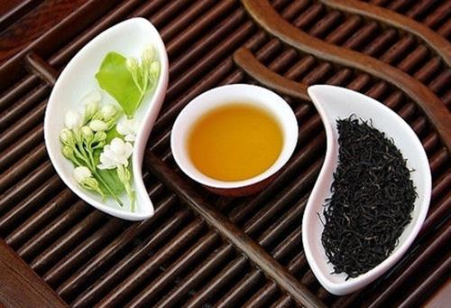 為什么飯后喝茶不好？與茶相克的食物