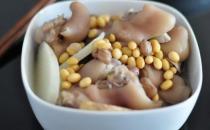 營養滋補湯食譜：五福臨門煲的做法