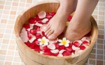 糖尿病人泡腳易加重病情 泡腳注意事項(xiàng)