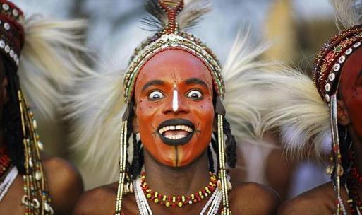 非洲部落的偷妻節:女人選男人