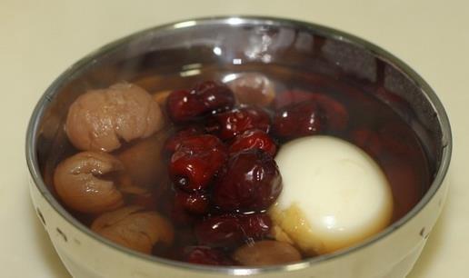 長(zhǎng)期失眠吃什么好?教你食用桂圓治療失眠