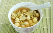 秋季養心護心用湯品 蓮子湯效果就不錯