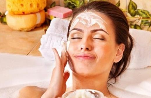 秋冬季節肌膚干燥你需要補水了