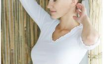 舉舉手聳聳肩遠離虎背熊腰