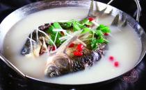 九款魚類藥膳方調(diào)理更年期綜合癥