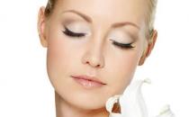 攻破暗啞下巴痘 不可不知的經期護膚指南