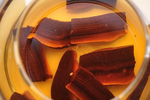 靈芝泡水喝有什么功效？