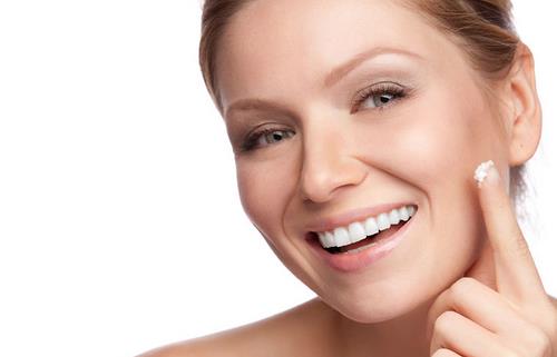 去痘不留痕 五件事千萬(wàn)不能做