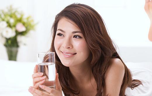 女人“臉色”透露自身健康