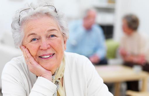 老年人如何保護(hù)口腔健康