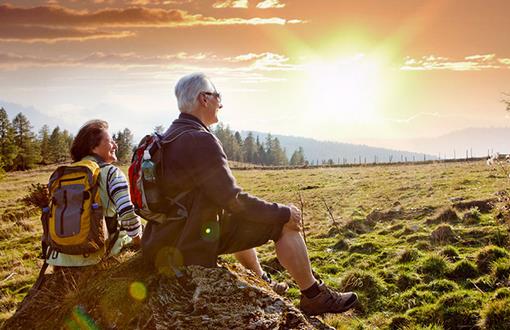 老人春季出游四大注意點