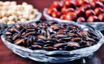 老人適當吃零食也可以養生