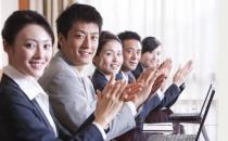 學會管理老板：不要躲在角落