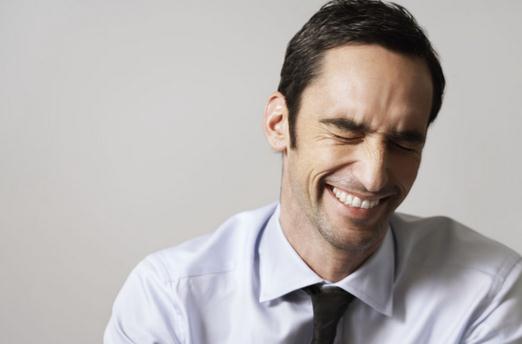 職場上男人比女人更容易信任同事