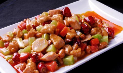 宮保雞丁怎么做?做宮保雞丁需要什么材料?