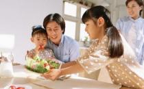 ?父母壞習慣危害孩子健康