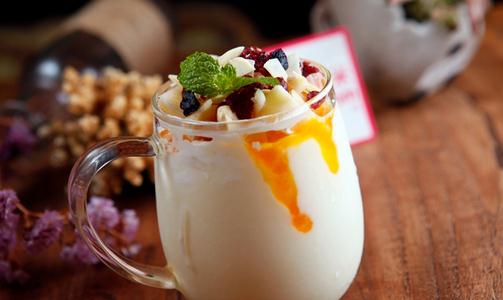 喝酸奶的幾個(gè)誤區(qū)：糖尿病患者不能喝酸奶？