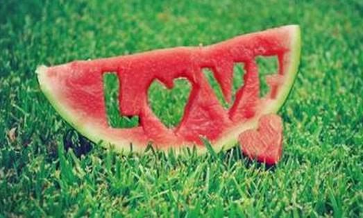 怎么挑選一個(gè)好吃的西瓜?